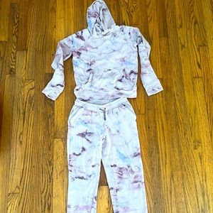 Athleta Girl set: tie dye hoodie/sweats